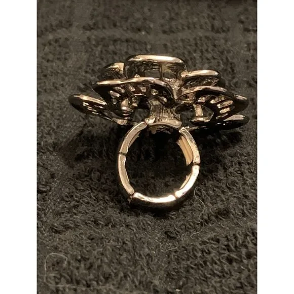 Silver toned Flower Ring 2" - Picture 5 of 5